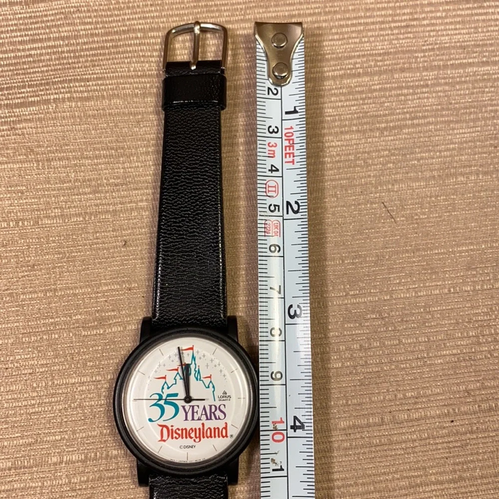 Lorus Walt Disney 35 years Disneyland watch
